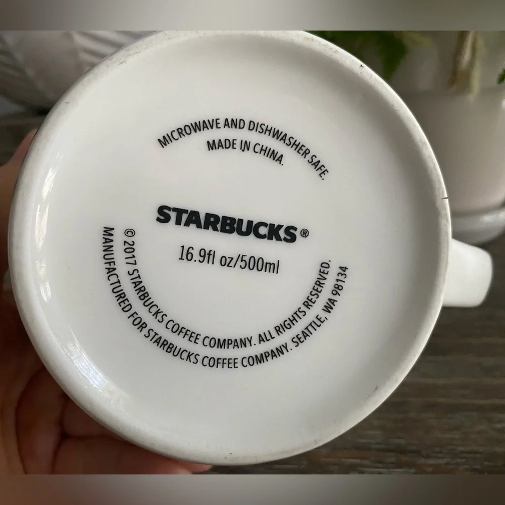 Starbucks 2017 Classic White Green Mermaid Coffee Shop Soup Coffee Mug 16.9‎ Oz